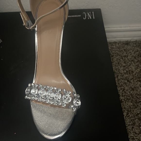 Shoes - Picture 3 of 5